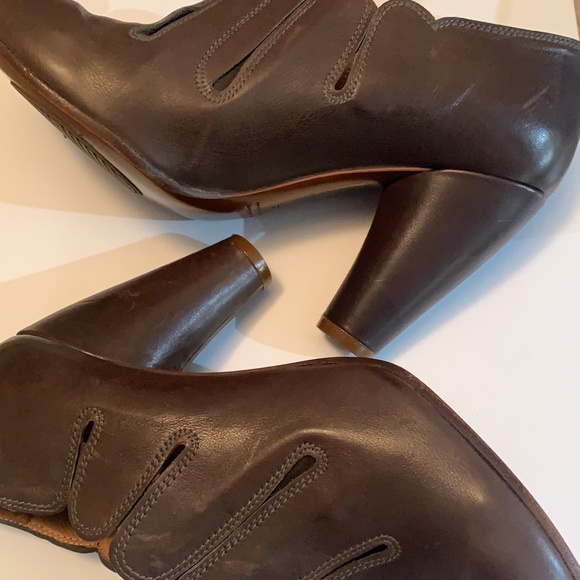 Chie Mihara Brown Leather Booties - Women’s Size 39 - Picture 7 of 8